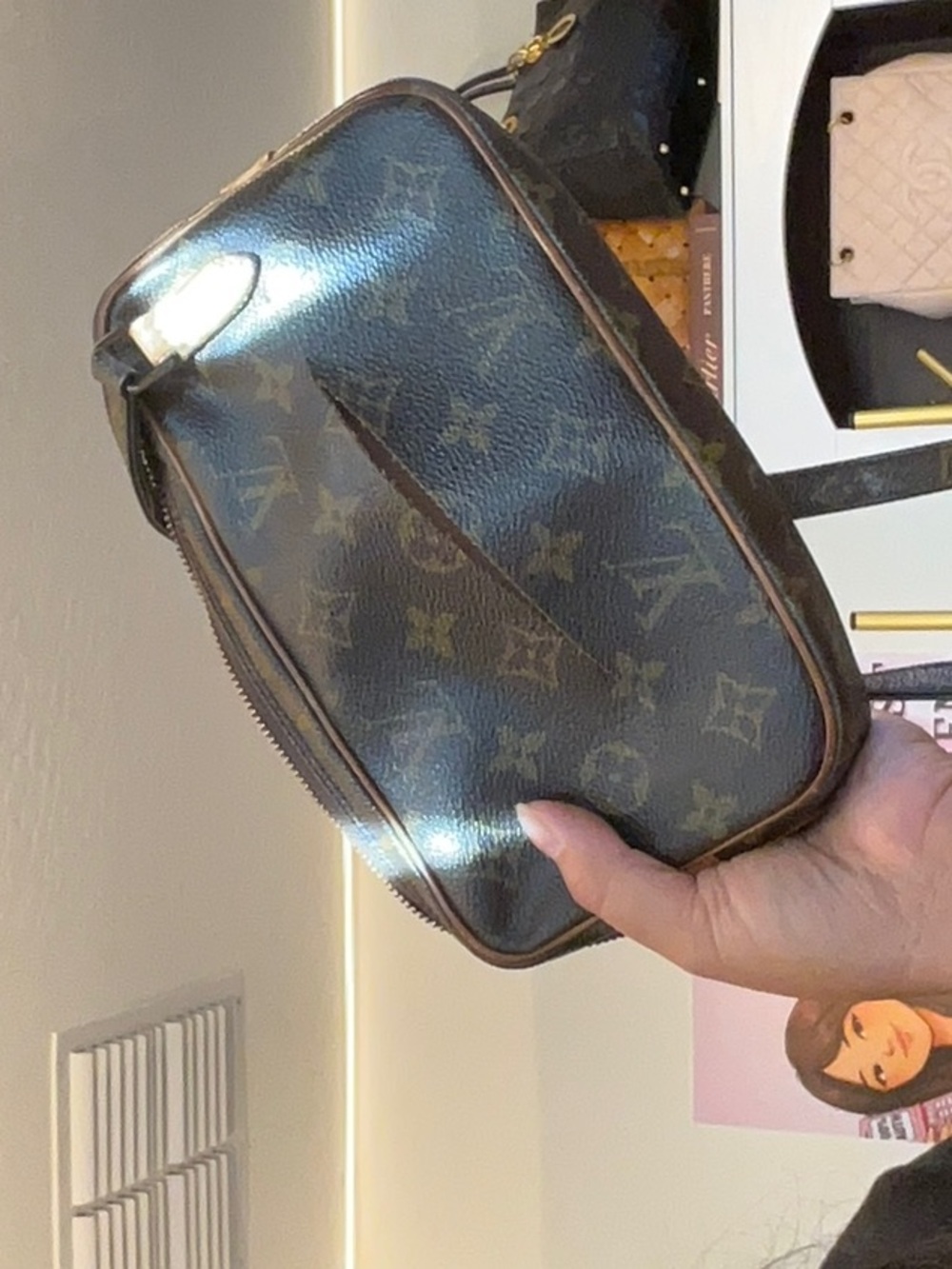 81. lv mono slashers sold as is desc in live no cancel/returns